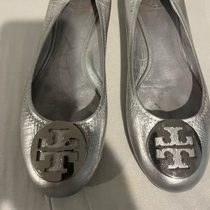Women’s Size 8 Silver Tory Burch Ballet Flats